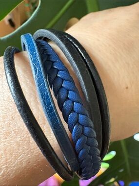 Black & Blue Multi-Strand Leather Bracelet with Magnetic Clasp #242
